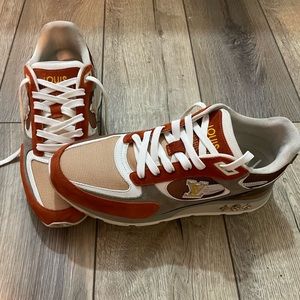 Louis Vuitton run away